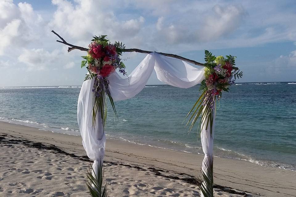 Anegada Weddings of Keith's Exquisite Touch