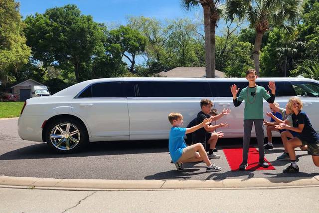 Chrysler 300 Daytona Limo