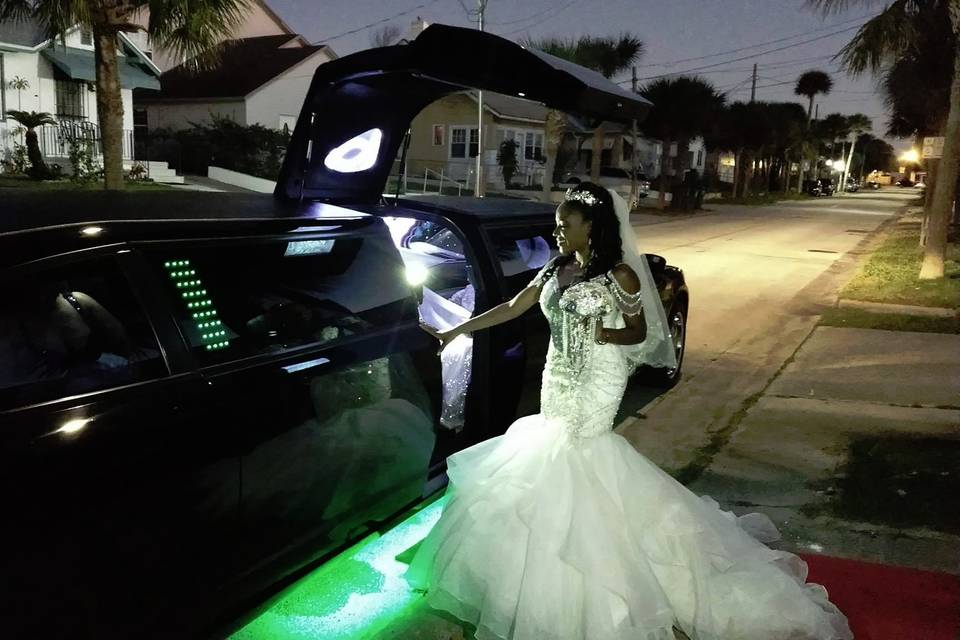 Elegant Limousines & Wedding Services