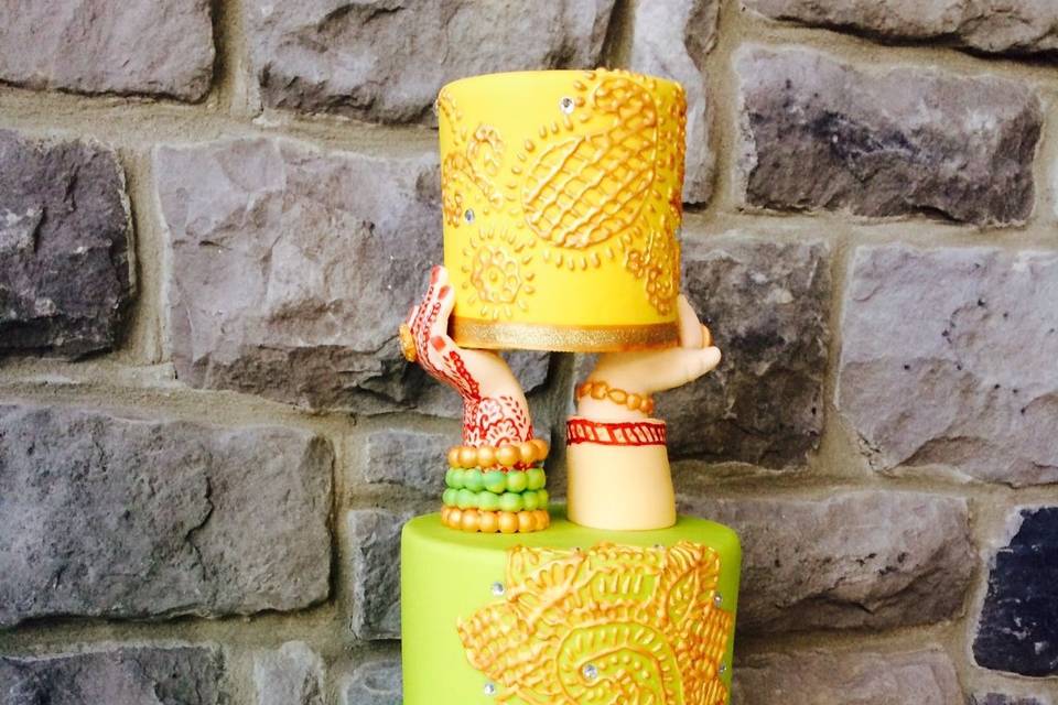 Green and yellow cake