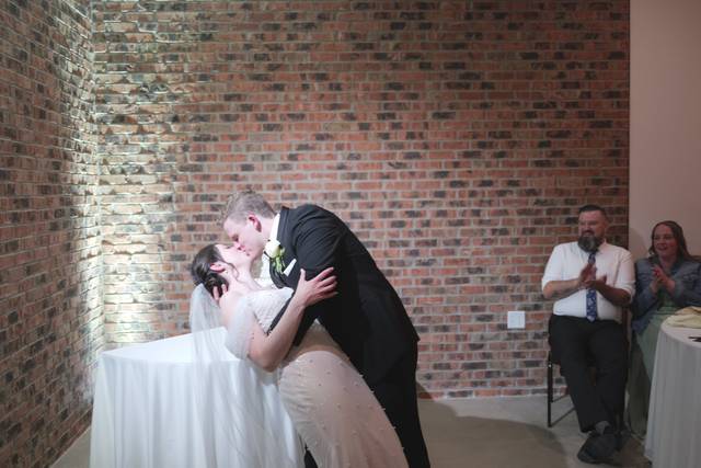 LuvLenz Wedding Photos & Videos