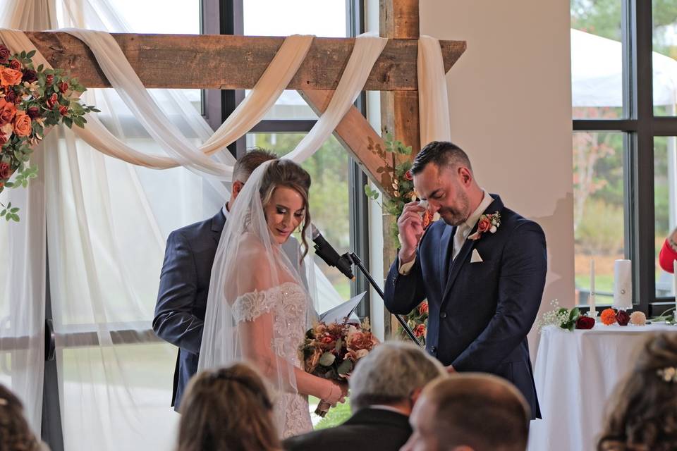 Https://luvlenz.com/connect
