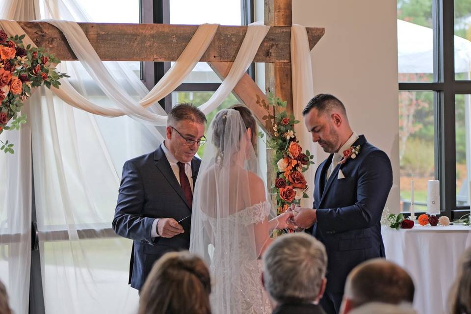Https://luvlenz.com/connect