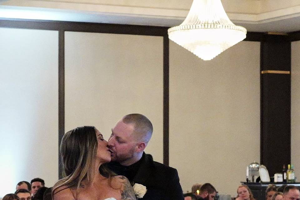 Https://luvlenz.com/connect