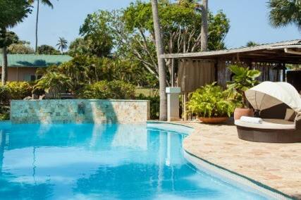 Villa Montana Beach Resort
