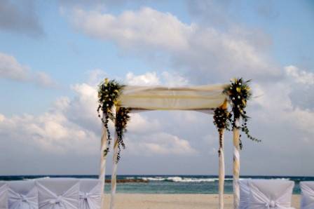Wedding arches before beach wedding