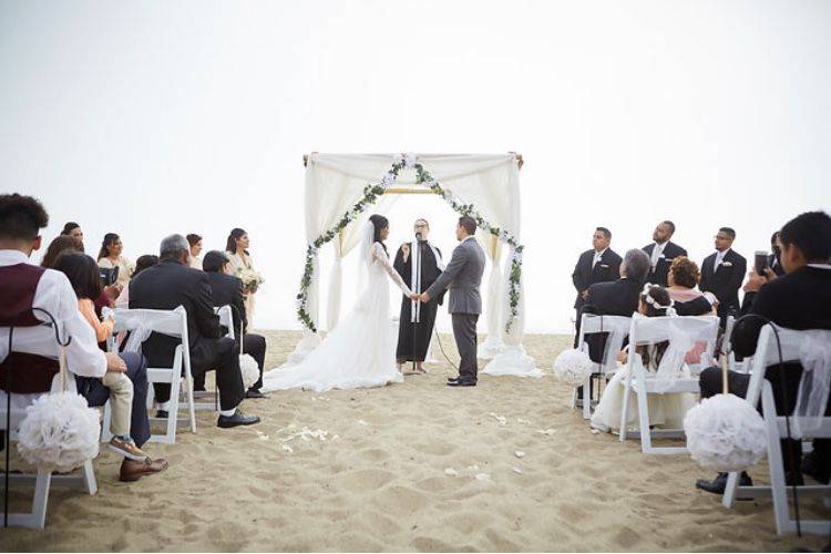 Beach service - Photo by Owen Captures