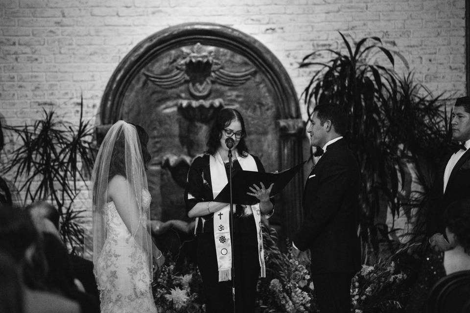 Weding ceremony - Photo by Michelle Flores