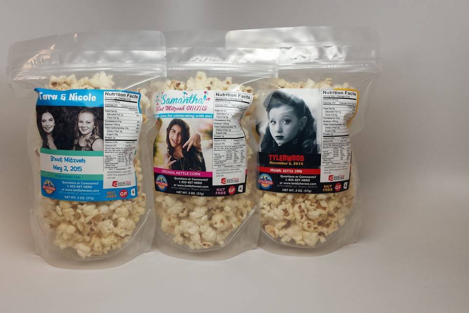 Custom designed bat mitzvah popcorn favors featuring Arizona's only kosher certified local popcorn company.