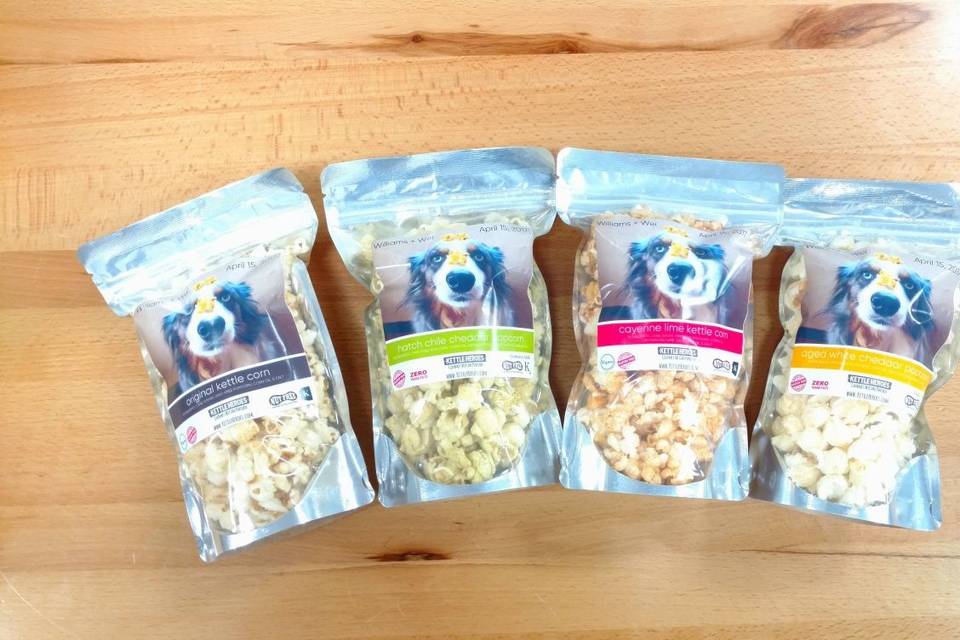 Custom popcorn favors - multiple flavors