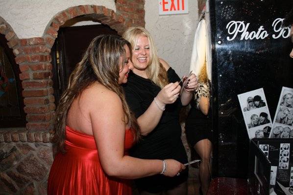 OVATION PHOTO BOOTH 516 334 9090,Long Island, Nyc Westchester Photo Booth Rentals
