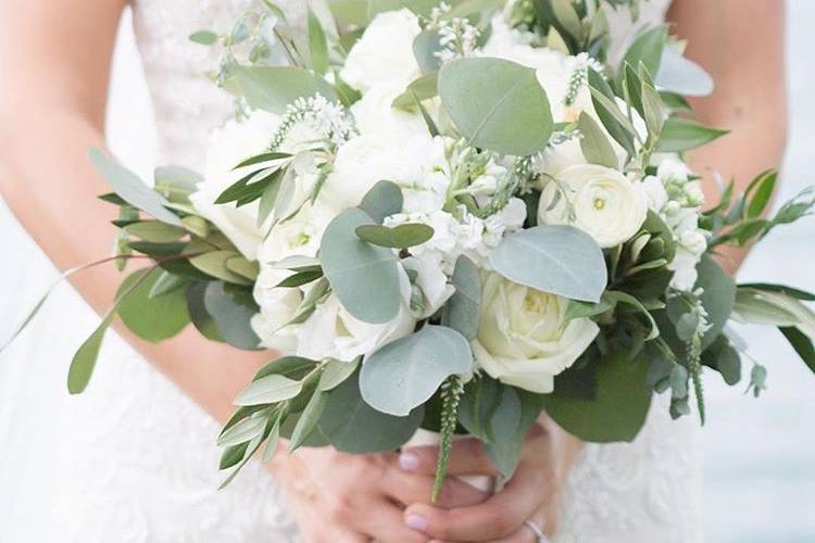 Loose Tied Bouquet