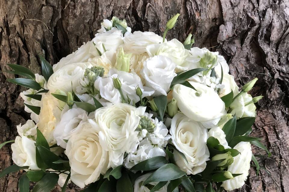 White & Green Bouquet