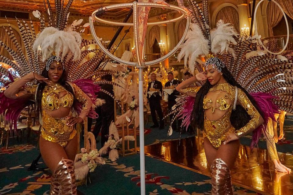 LED Martini Showgirls