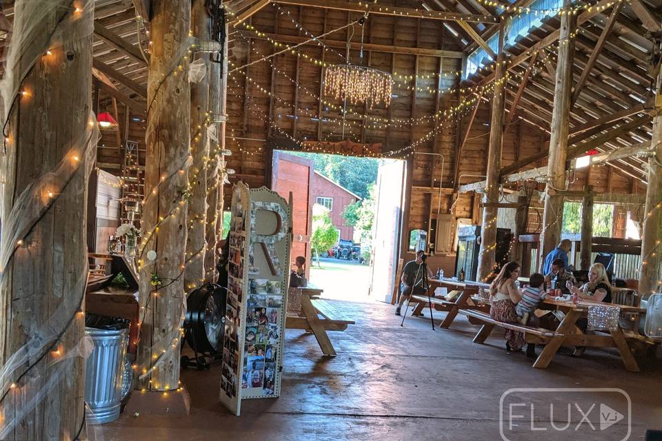 Wedding at Cowlitz River Ranch