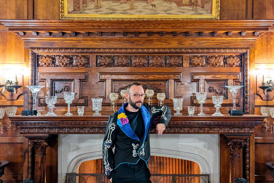 Shane in  at Thornewood Castle