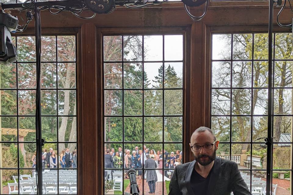 Hangin' at Lairmont Manor for