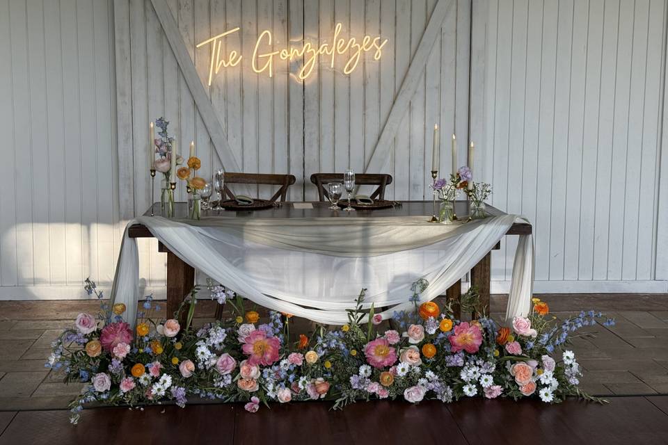 Sweetheart table