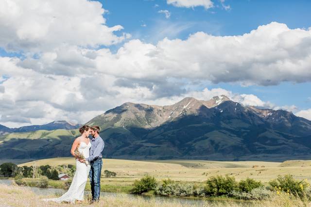 Nicole & Caiman: Montana