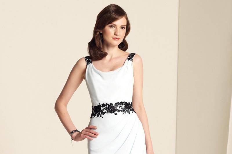 BY11340T
Sleeveless draped chiffon tea-length sheath with scoop neckline, lace detail trims shoulder straps and waistband, cowl back bodice with zipper, side draped skirt with center back slit. Available in all chiffon colors with only Black or Ivory lace.