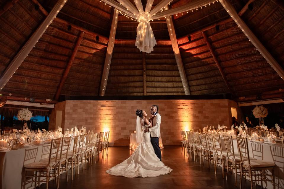 Reception under big tiki hut