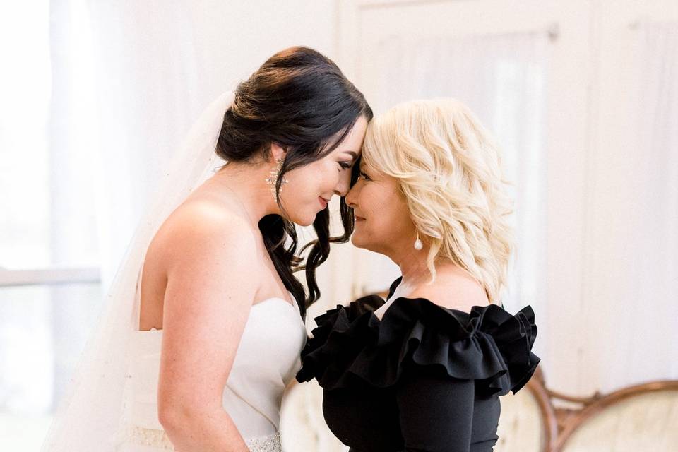 Bride and her mom