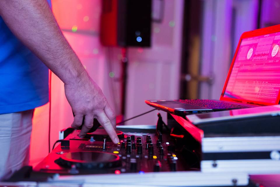 Mohr Fun Events Professional DJ Service