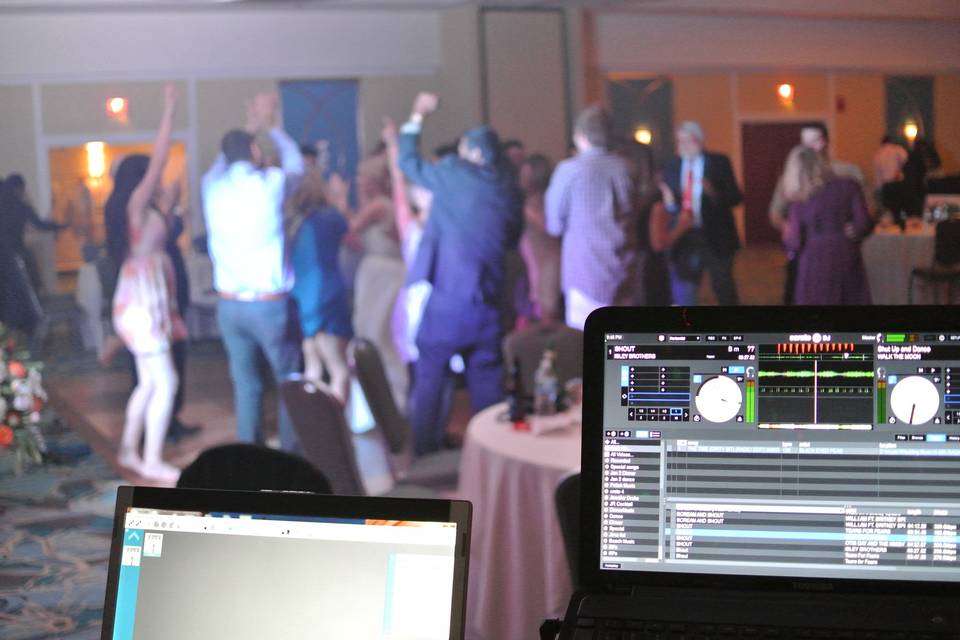 Mohr Fun Events Professional DJ Service