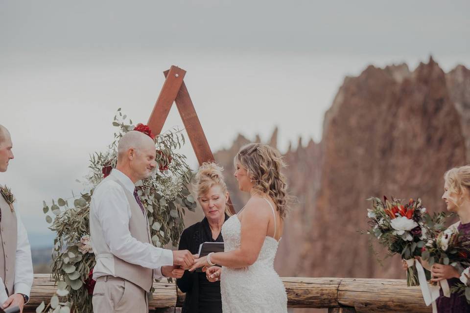 Smith Rock State Park Wedding