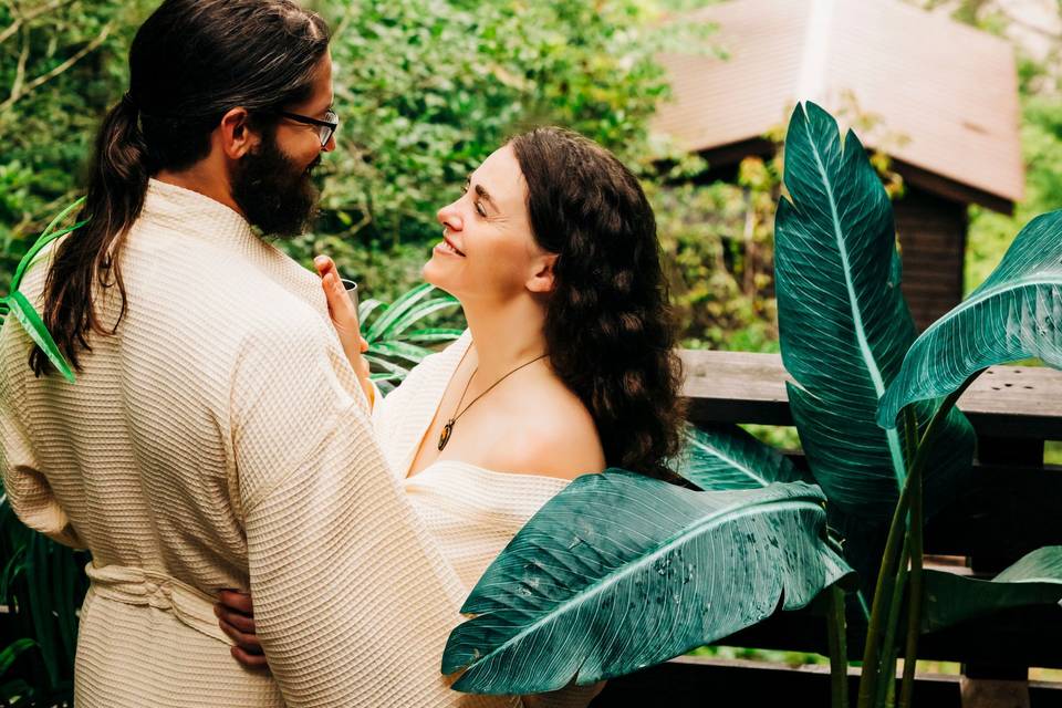 Romance in the treetops