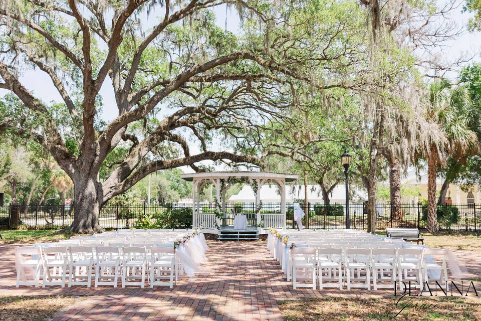 Courtyard wedding