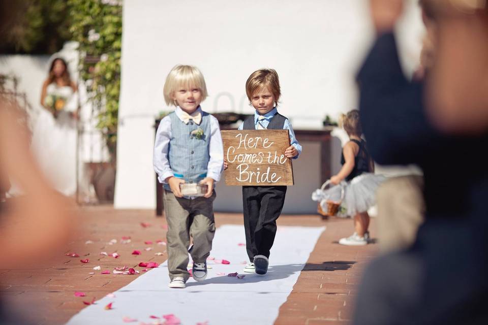 Kids at the wedding