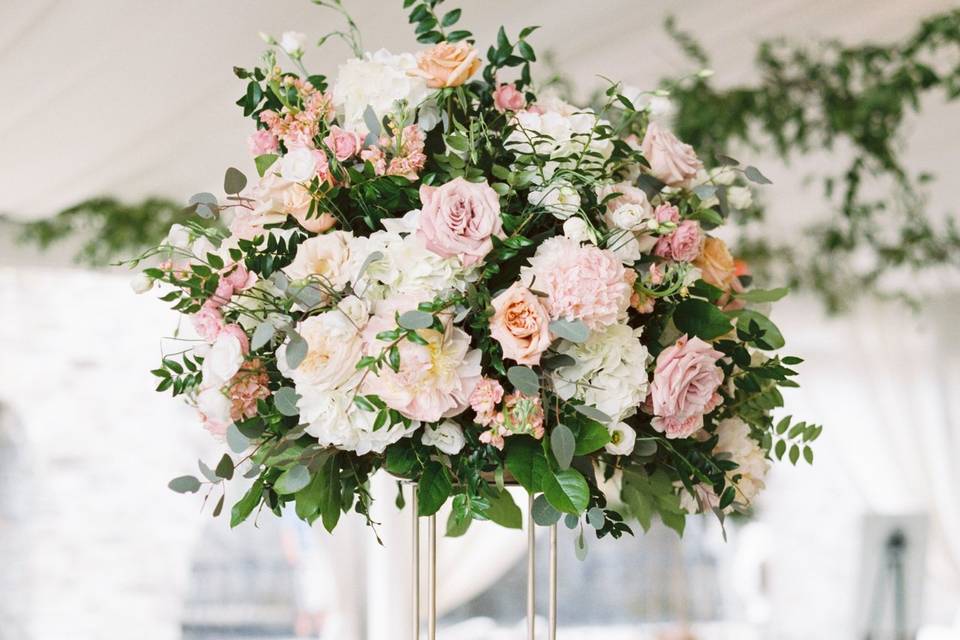 Elongated Bridal bouquet