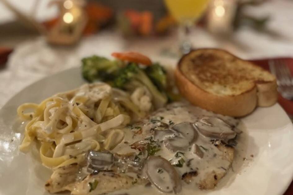 Plated Chicken Marsala
