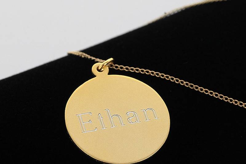 monogramonline personalized gift items for engraved jewelry now you can personalize all your gift items put a note for your loved one on http://www.monogramonline.com