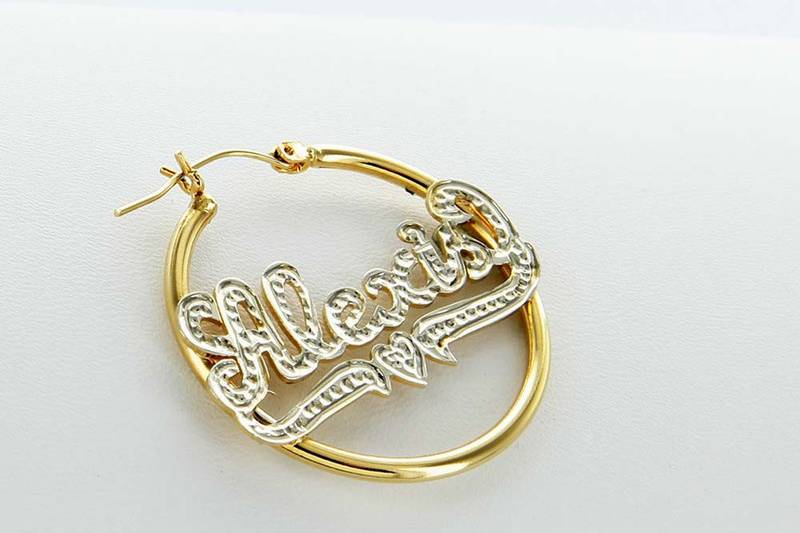 monogramonline personalized gift items for name jewelry now you can personalize all your gift items with your name at http://www.monogramonline.com
