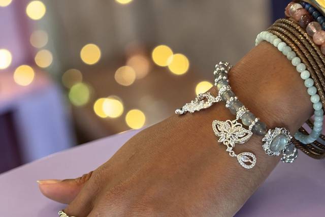 Signature Collection bracelet