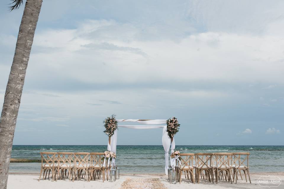 Beach wedding set up