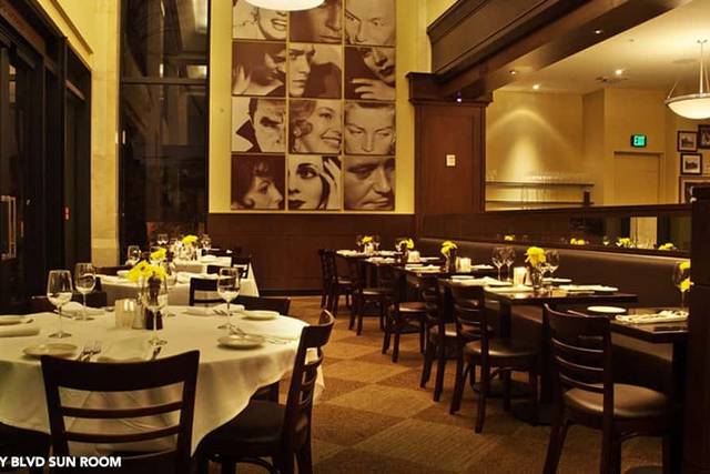 Daily Grill - inside The Westin Los Angeles Airport