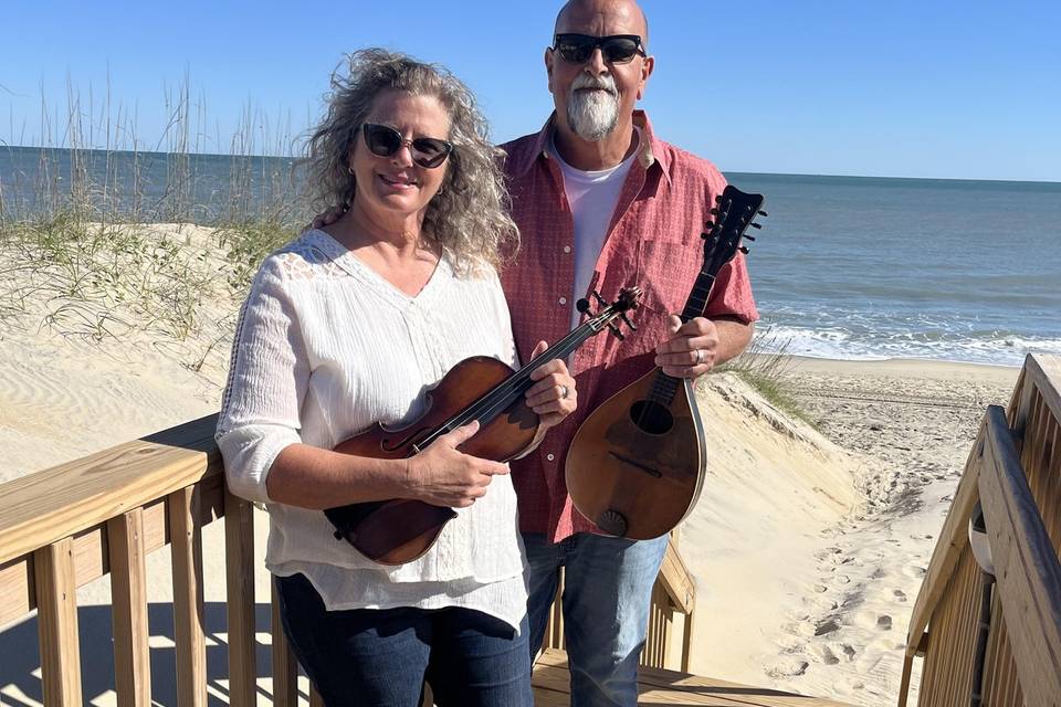 Beach weddings are beautiful