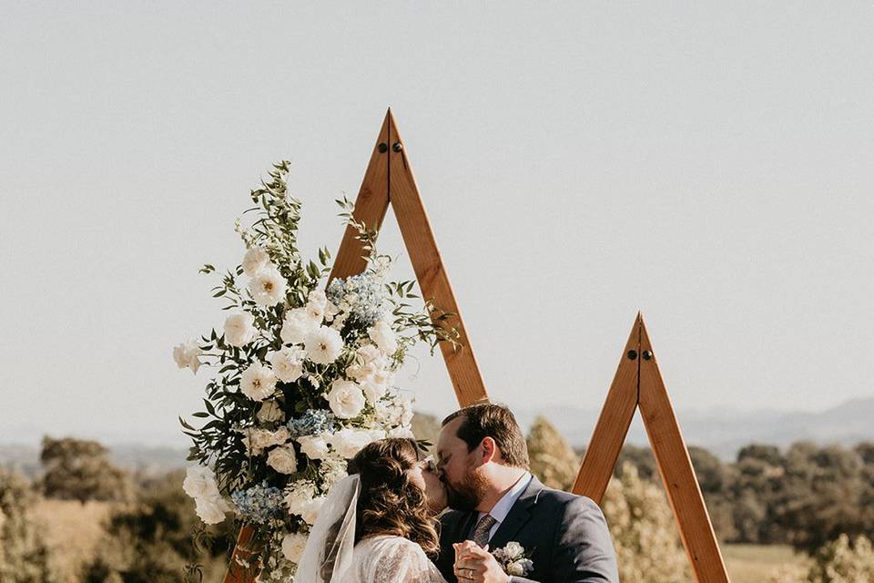 Triangle Arch