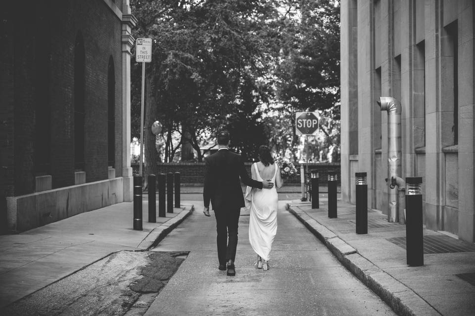 Wedding couple walking in Phil