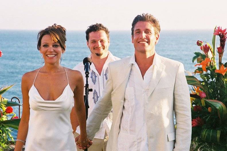 Todd Elliot Entertainment/Music/Dance Co. & Wedding Planning