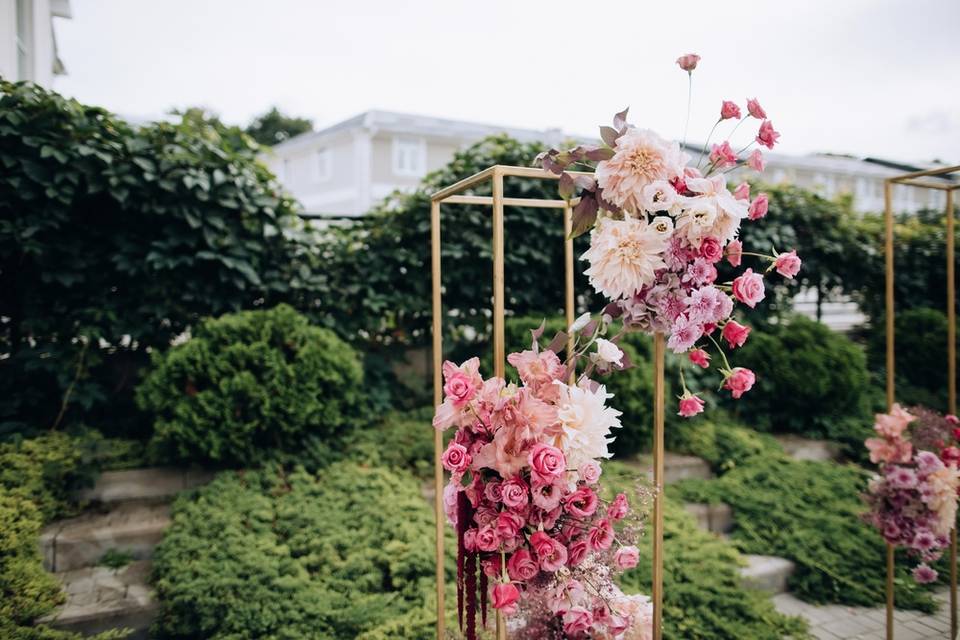 Ceremony floral installation.