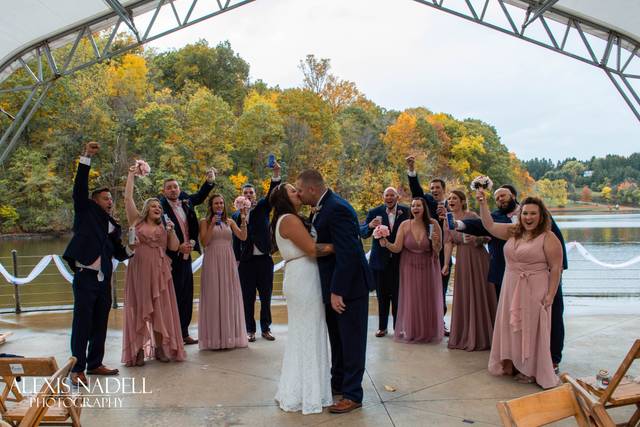 Lyzz and Shanes wedding Party