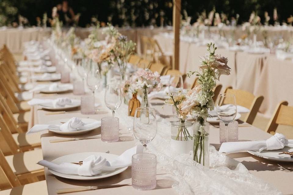 Summer table scapes
