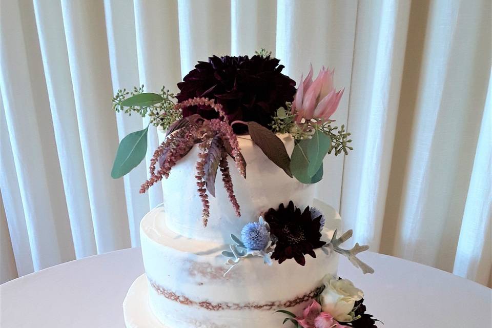 Moody Burgundy Cake