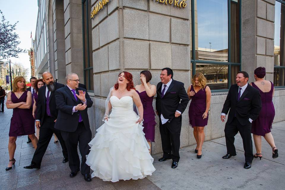 The couple with the bridesmaids and groomsmen