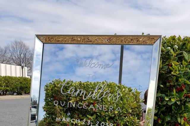 Quinceanera Party Mirror Sign