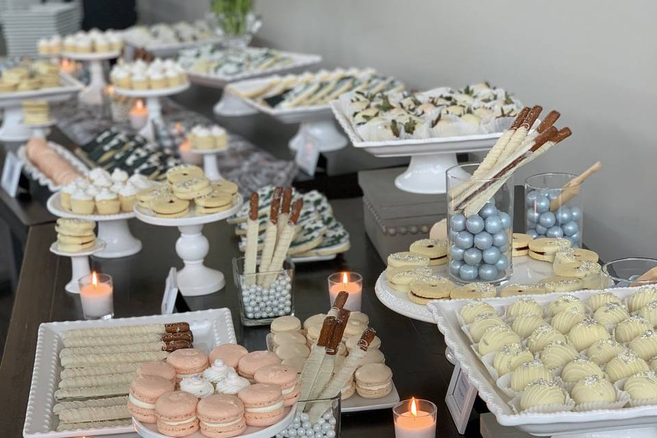 Dessert Table 10